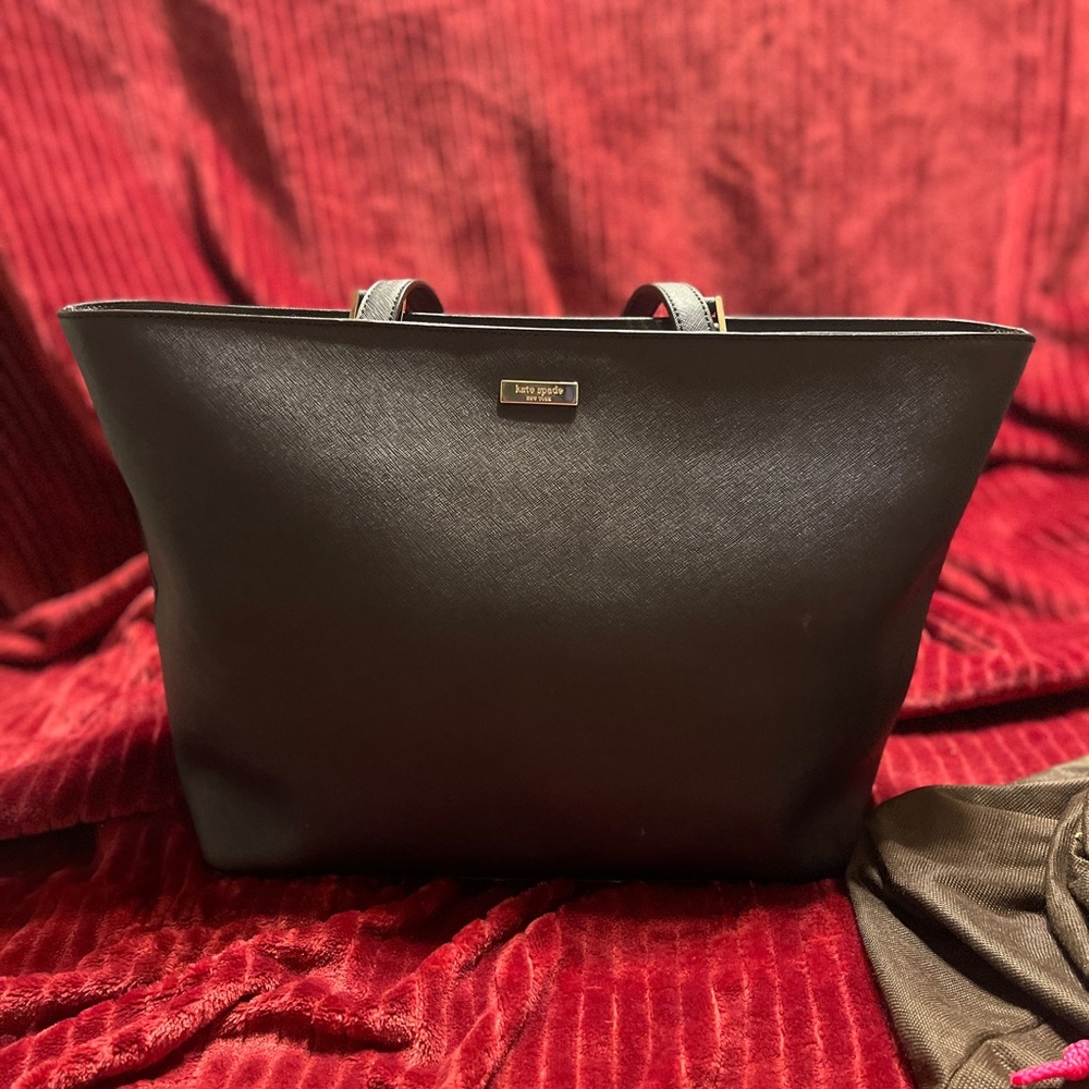Kate Spade Purse (black)